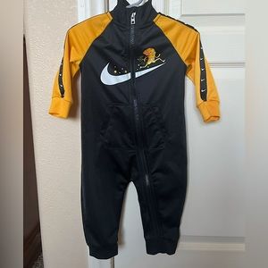 Nike Track suit
